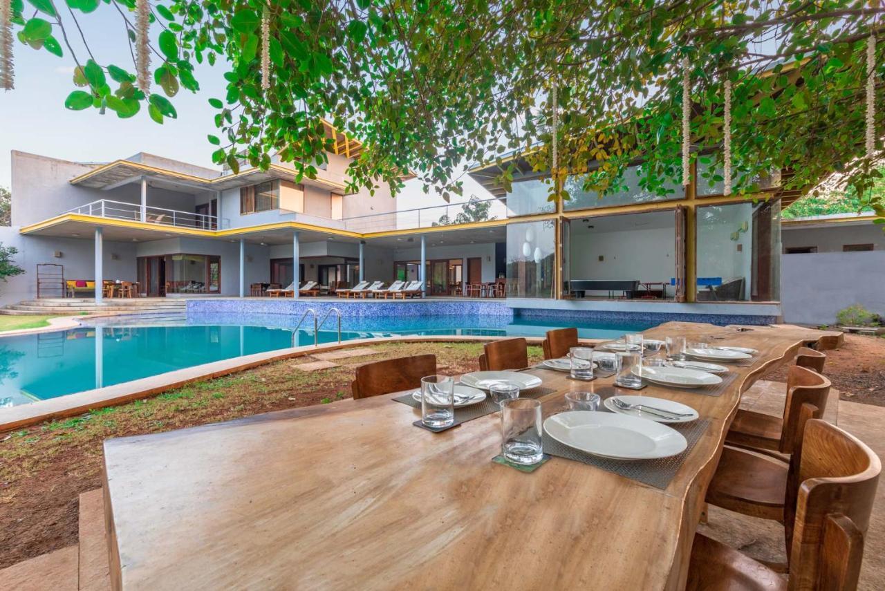 Jay House By Stayvista - Leisure Oasis With Pool, Snooker, Table Tennis & Foosball Fun Алибаг Экстерьер фото